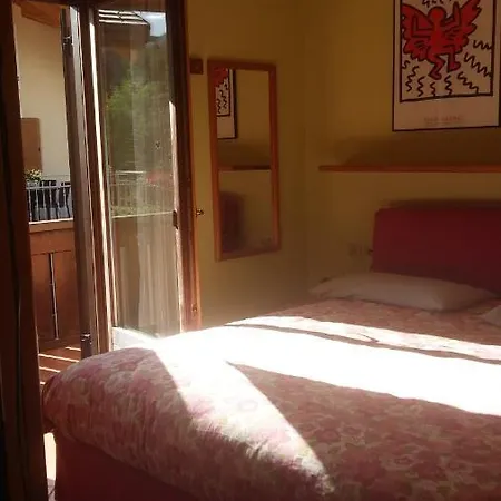Le 3 Betulle Apartment Premadio
